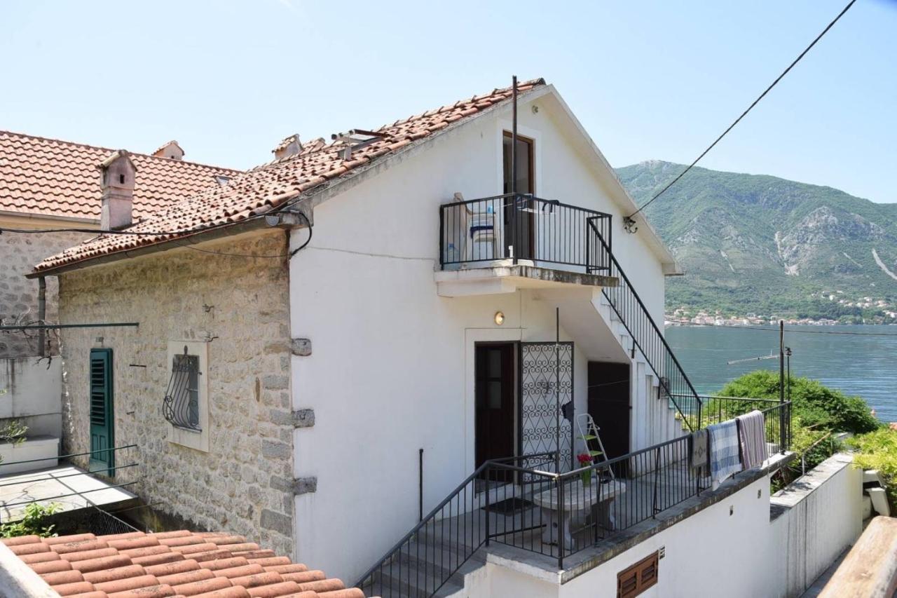 Mansarda Apartment Kotor Exterior foto